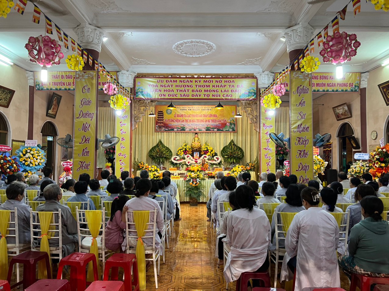 An Nhơn: Thượng tọa Giác Nhường chia sẻ pháp thoại với đề tài “Đạo nghiệp của Hòa thượng Giác Tần”